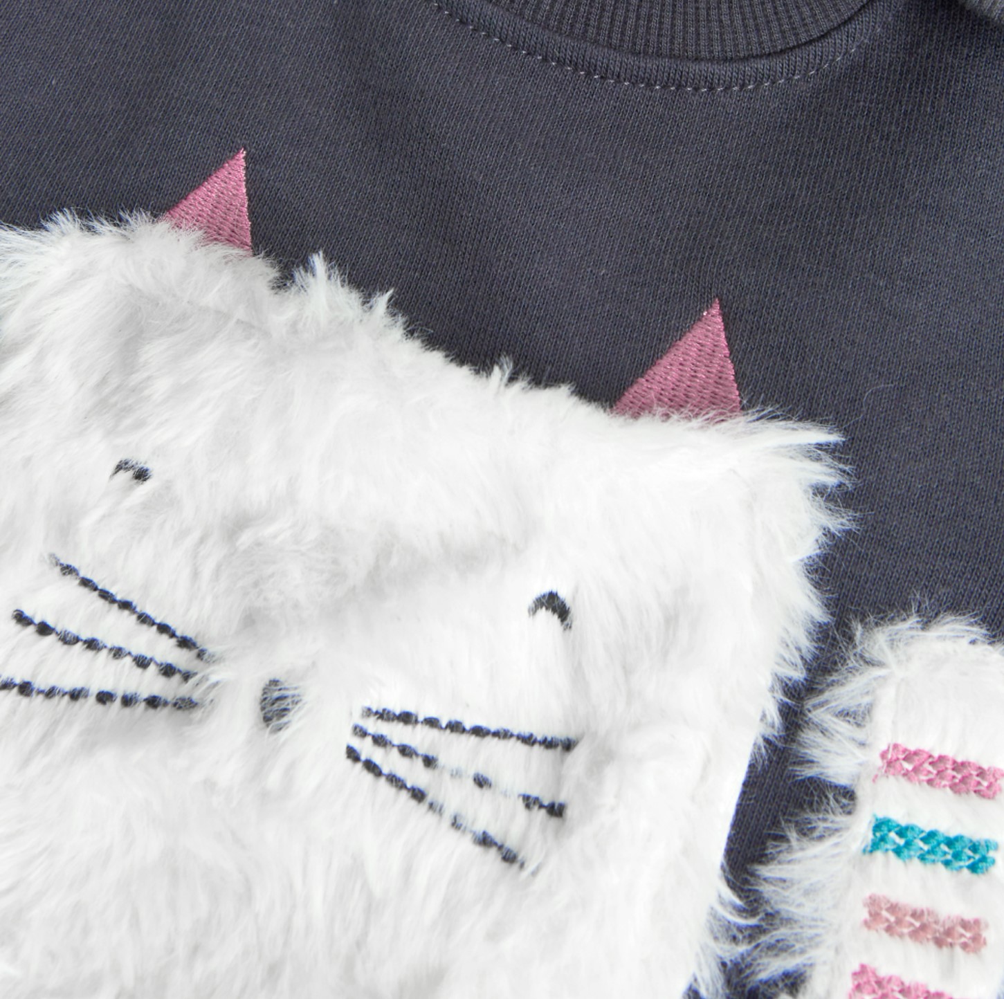 Fuzzy Cat Applique Sweatshirt 2