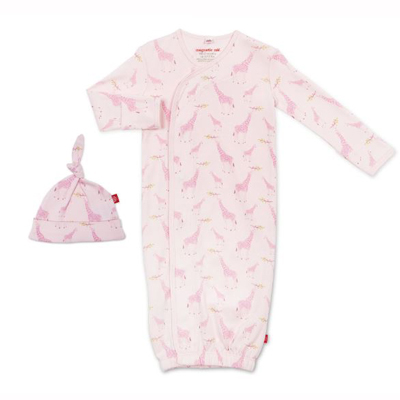 Pink Jolie Giraffe organic cotton magnetic gown set 1